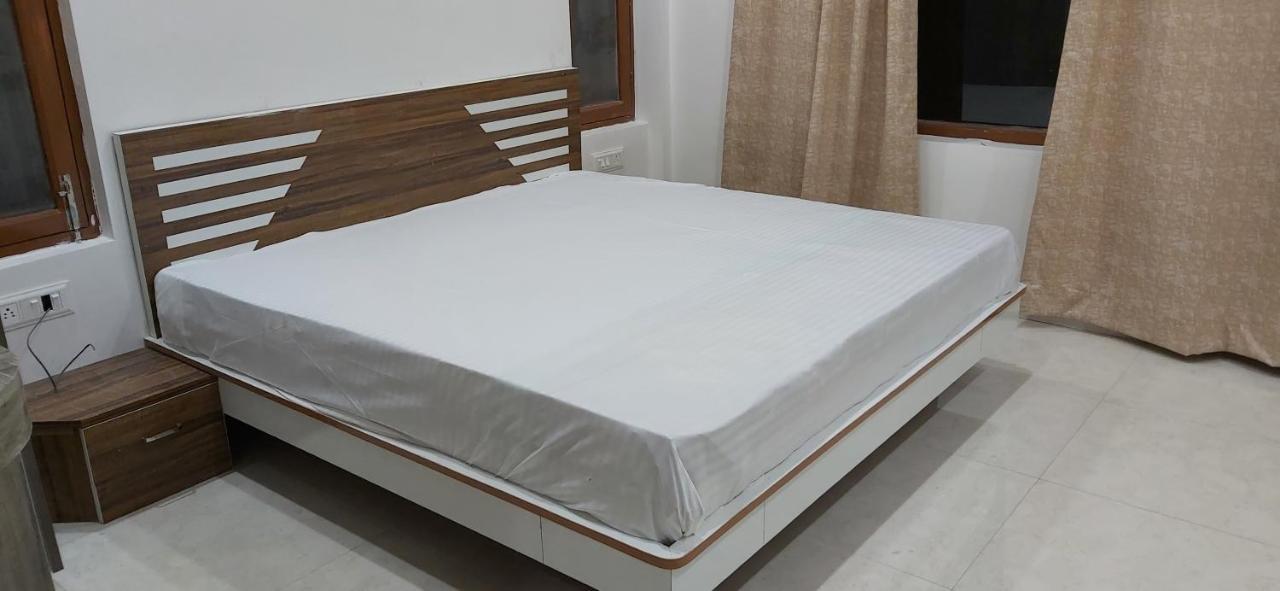 Solitude Inn Bnb 西姆拉 外观 照片
